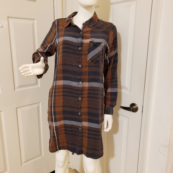 Vanilla Star size Medium shirt dress - Picture 1 of 7